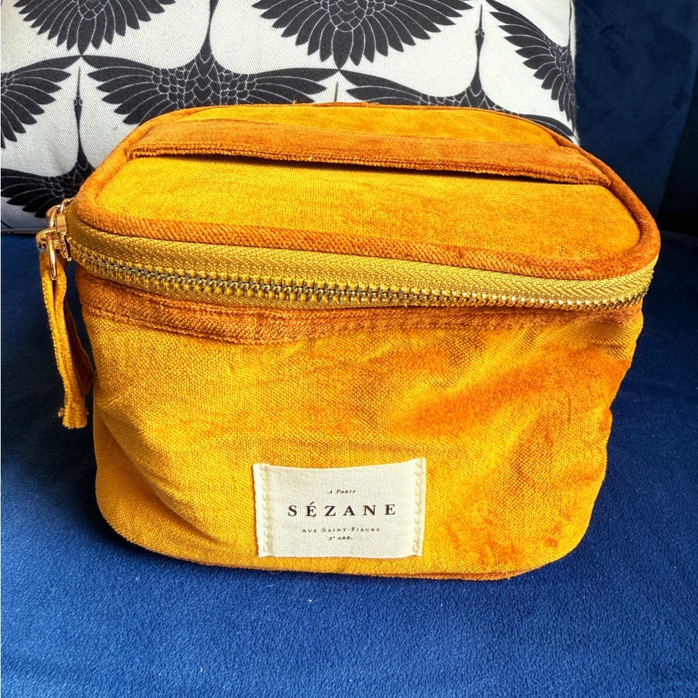 Sezane Mustard toiletry bag Brand New